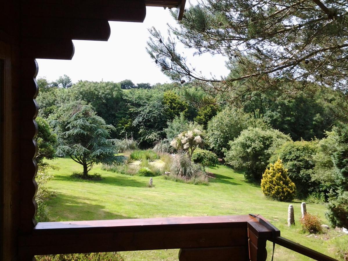 Tudor Lodge With Pool & Bbq Cabin Liskeard Exterior foto